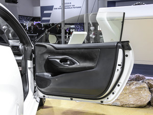 2020款GR YARiS 空间座椅