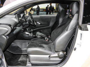 2020款GR YARiS 空间座椅
