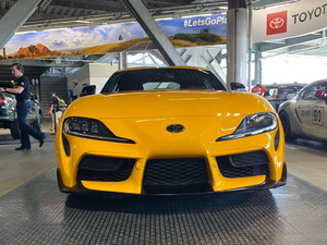 20212.0T GR Supra Ҏ w^