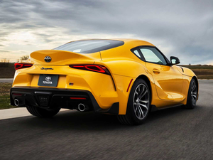 2021款2.0T GR Supra 美规 整体外观