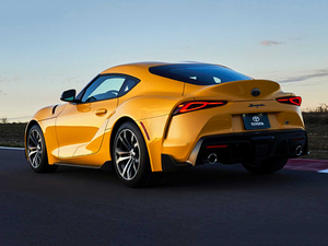 2021款2.0T GR Supra 美规 整体外观