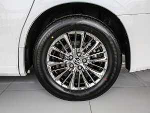 2020款2.5L 双擎黄金特别版 轮圈