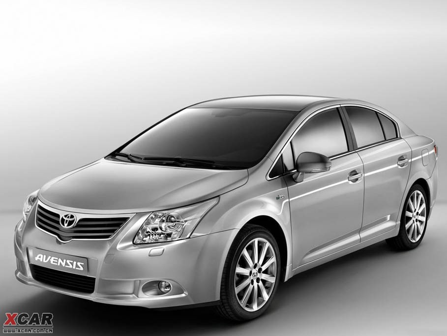 2012Avensis 