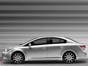 2012Avensis w^