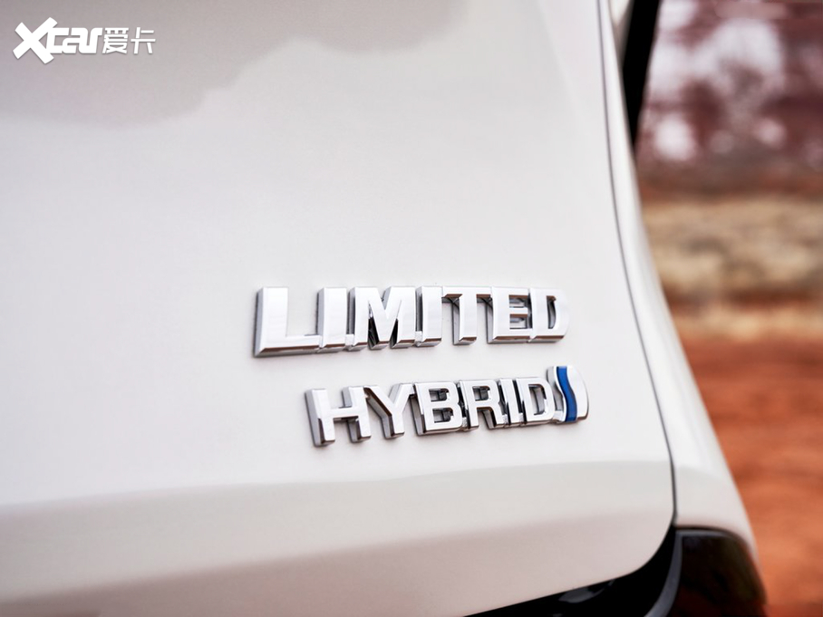 2021��Sienna 2.5L��� ���Limited 7�� ������