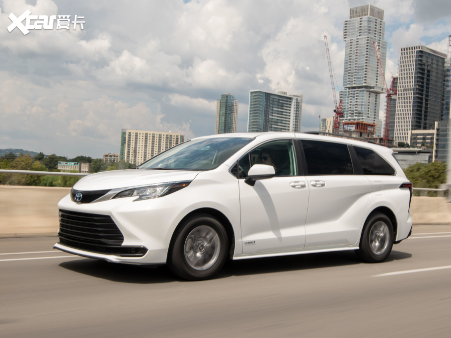 2021��Sienna 2.5L��� ���(q��)LE 8�� ������