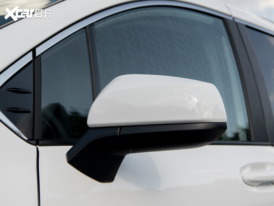 2021Sienna 2.5L LE 8 