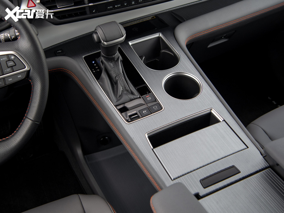 2021Sienna 2.5L XSE 7 