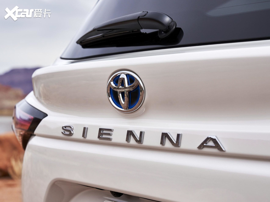 2021��Sienna 2.5L��� ���Limited 7�� ������