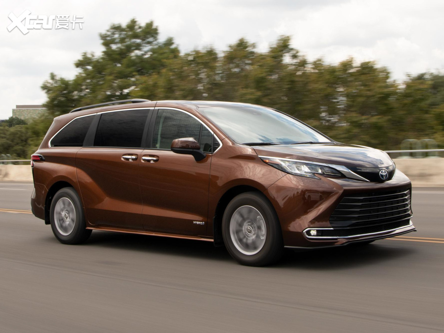 2021Sienna 2.5L XLE 7 