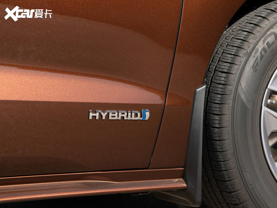 2021��Sienna 2.5L��� ���XLE 7�� ������