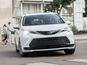 20212.5L(dng) (q)LE 8  w^