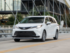 20212.5L(dng) (q)LE 8  w^