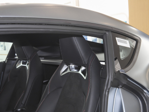 2022款GR SUPRA 3.0T 远山灰限量版 空间座椅