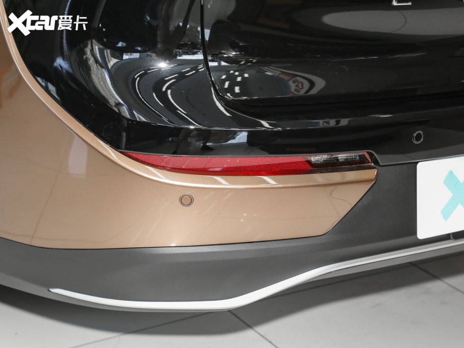 2023ʹ(M) SportCross 2.5L HEVF