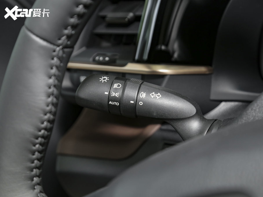 2023ʹ(M(jn)) SportCross 2.5L HEV(q)F