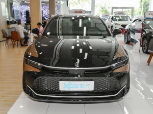 2023SportCross 2.5L HEV ǰ