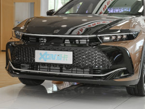 2023SportCross 2.5L HEV(q)F (x)(ji)^