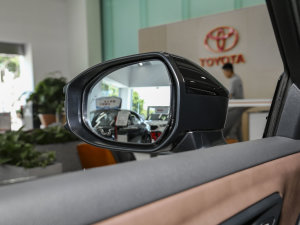 2023SportCross 2.5L HEV(q)F (x)(ji)^