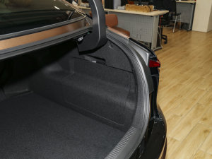 2023SportCross 2.5L HEVF g