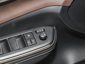 2023SportCross 2.5L HEVF п؅^