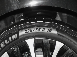 2024p 2.5L   (x)(ji)^