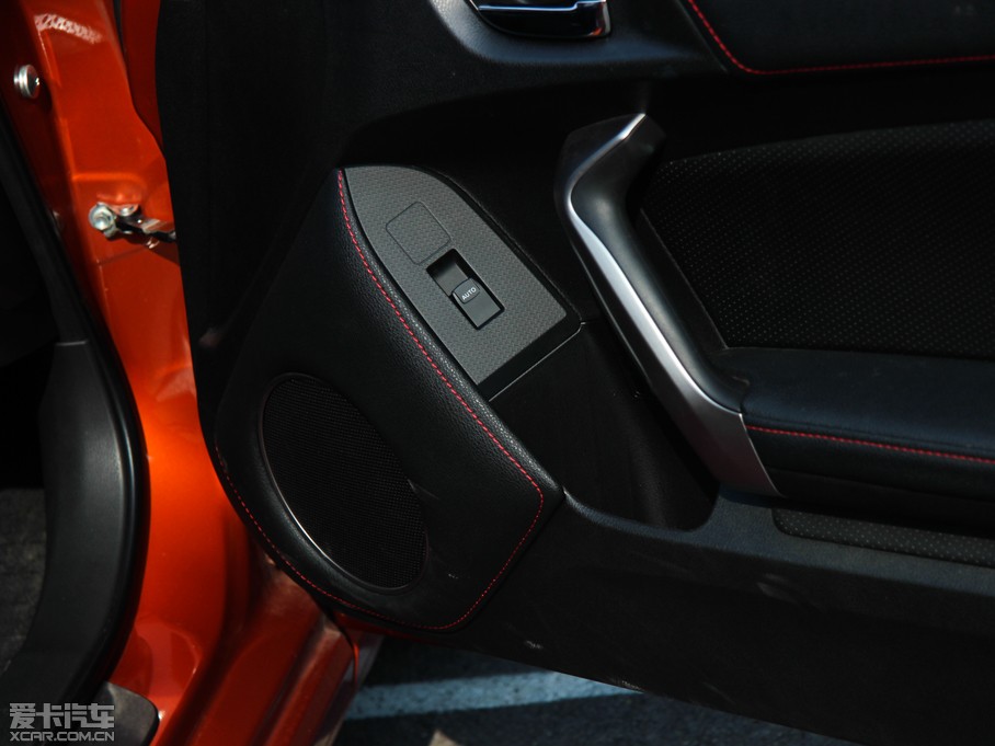 2013S86 2.0L Ԅ(dng)A