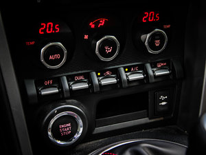 20132.0L Ԅ(dng)A п؅^(q)