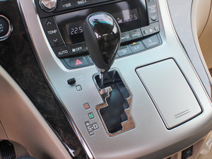 2012款3.5L 豪华版 换挡杆