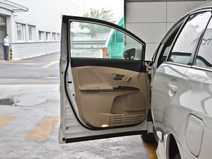 2013款2.7L 四驱豪华版 驾驶位车门