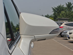 2013款2.7L 两驱豪华版 后视镜