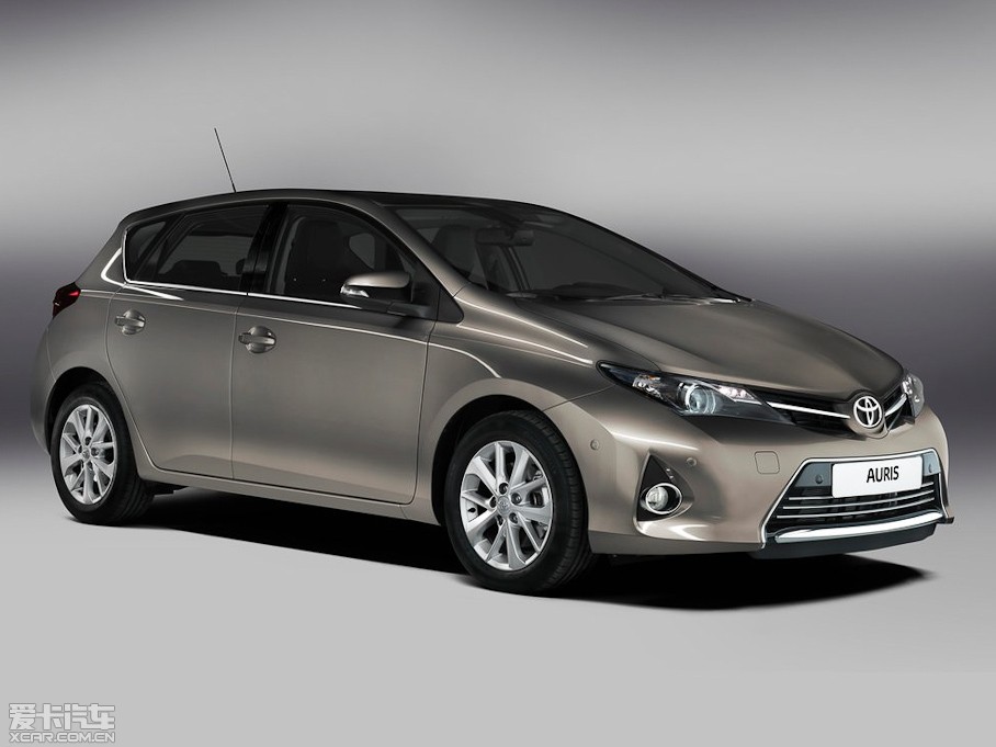 2013���S��Auris ������