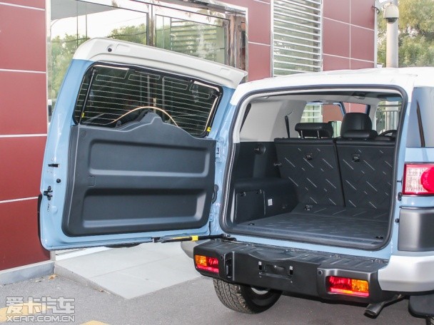 豐田2013款FJ酷路澤