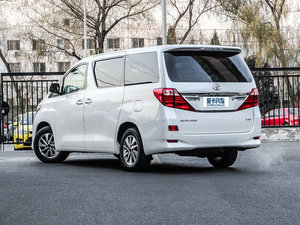2013款3.5L 尊贵版 左后45度