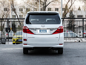 2013款3.5L 尊贵版 正后	