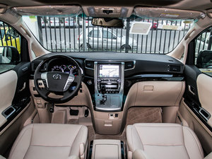 2013款3.5L 尊贵版 内饰全景