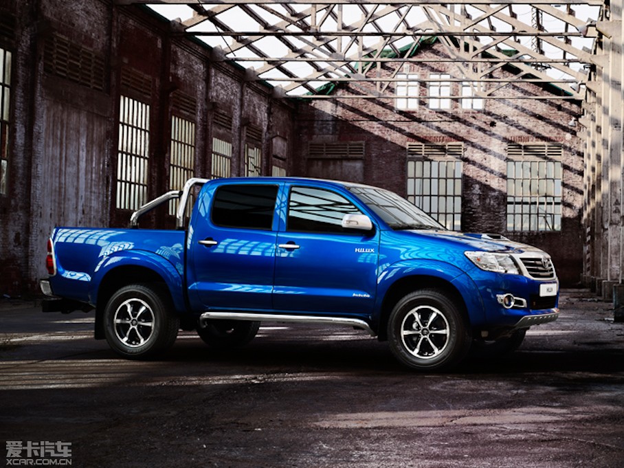 2014Hilux Invincible