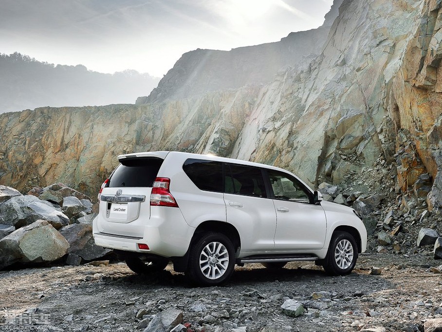 2014(M(jn)) 2.7L ք(dng)