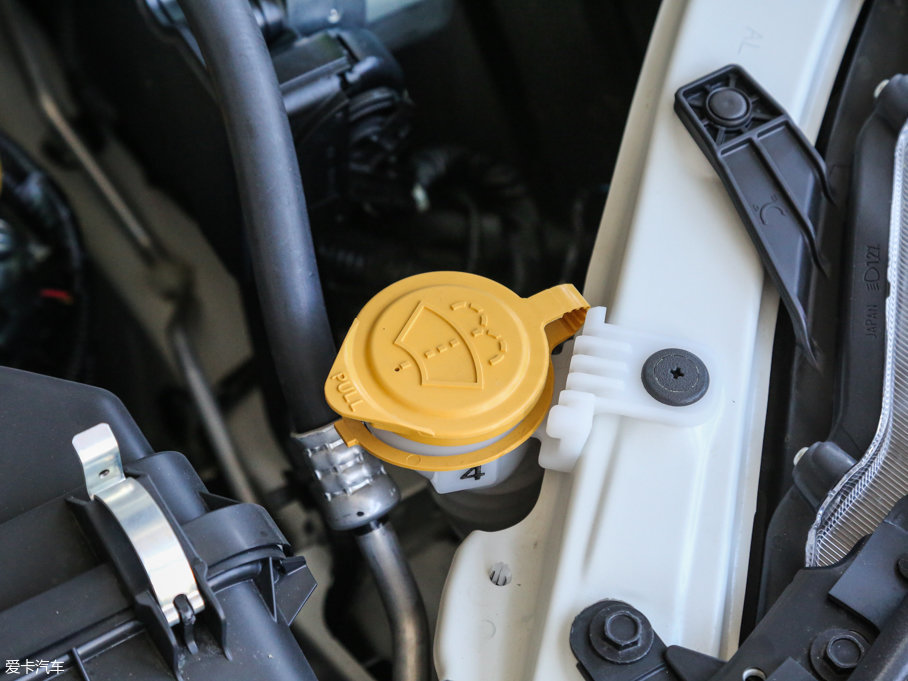 2014���S��86 2.0L �Ԅ�(d��ng)���A��