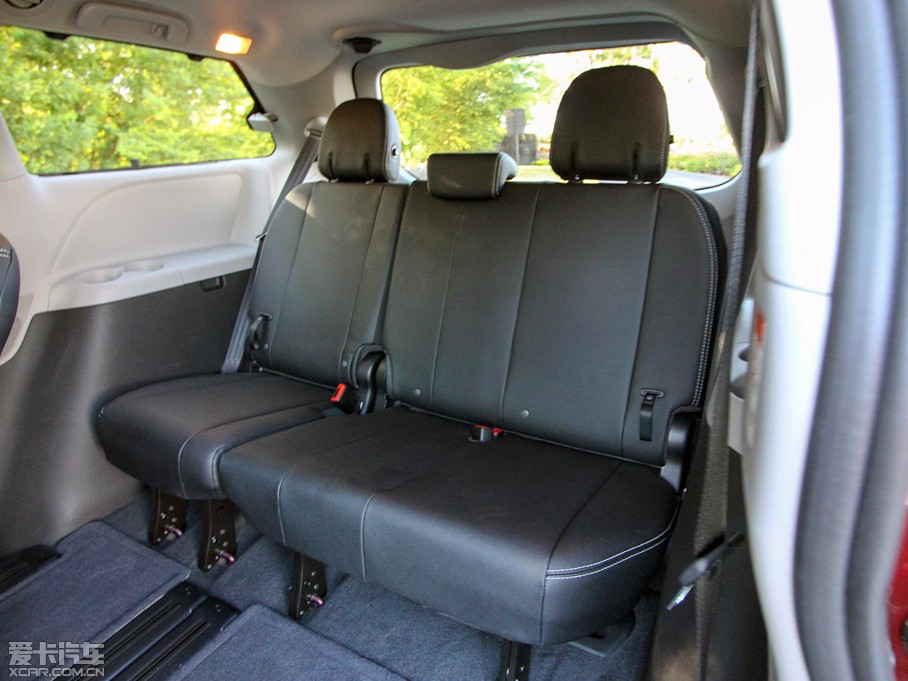 2015Sienna 3.5L (q)L