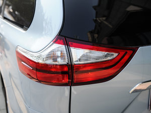 2015款3.5L 两驱L 细节外观