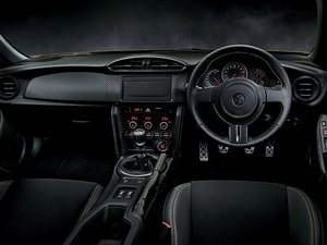 2015Yellow Limited؄e п؅^