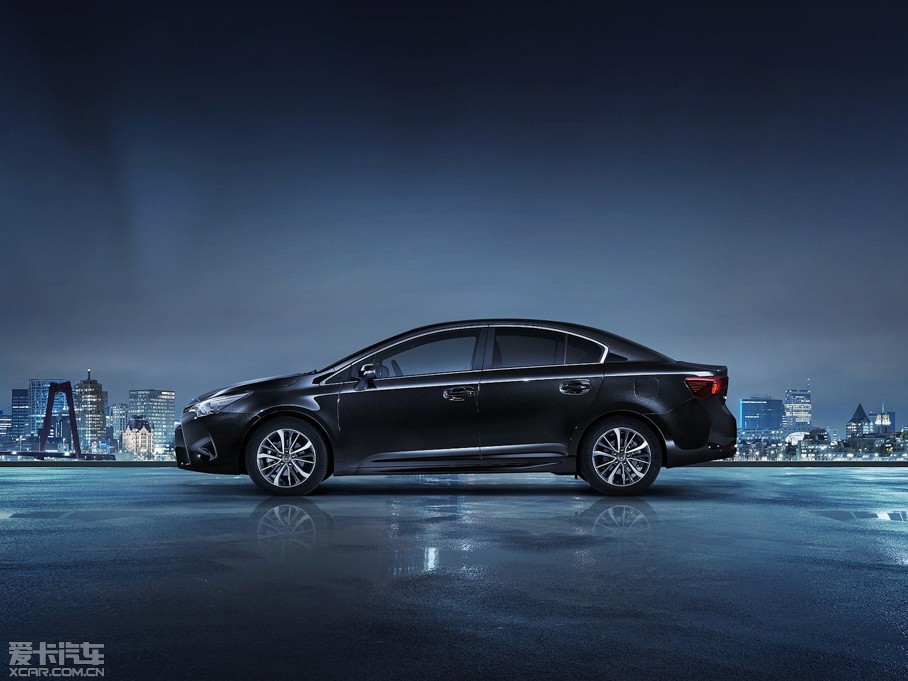 2015Avensis 