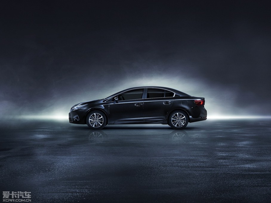 2015Avensis 