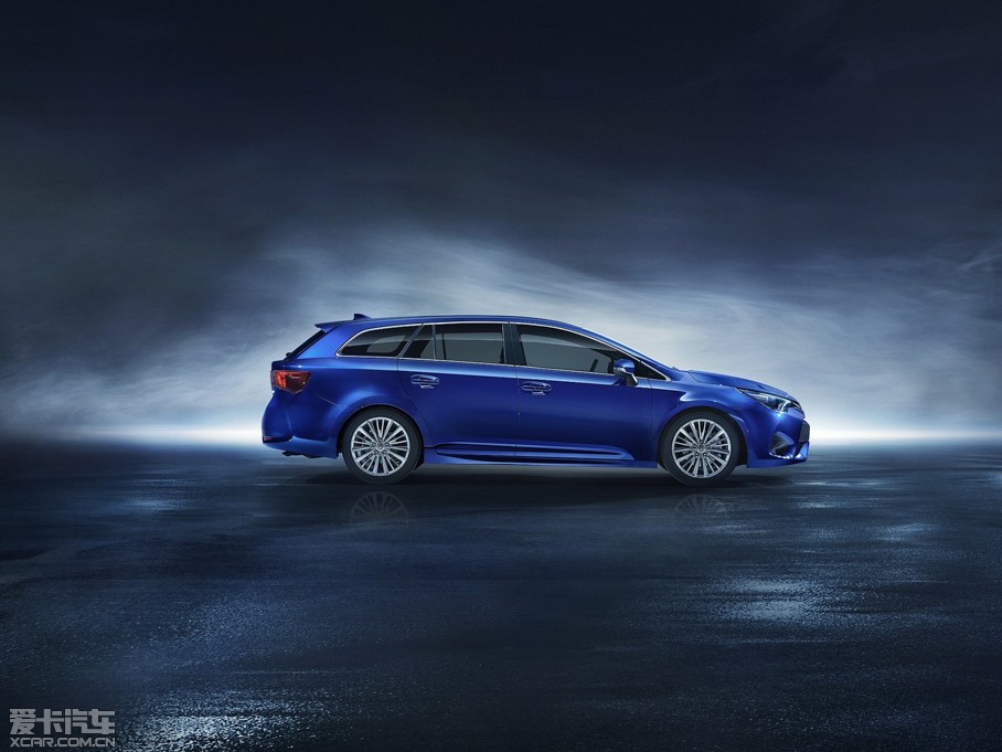 2015Avensis а