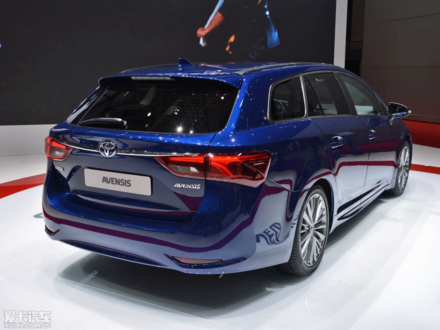2015Avensis а