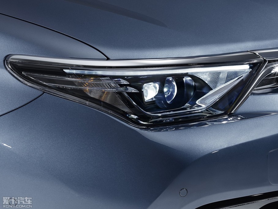 2015���S��Auris �Ʊ���