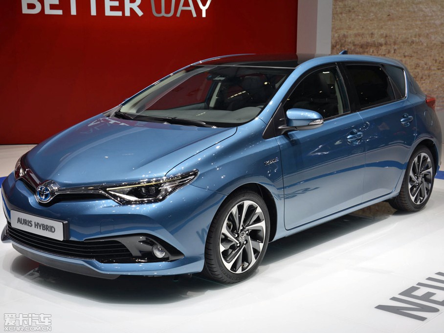 2015Auris Ʊ