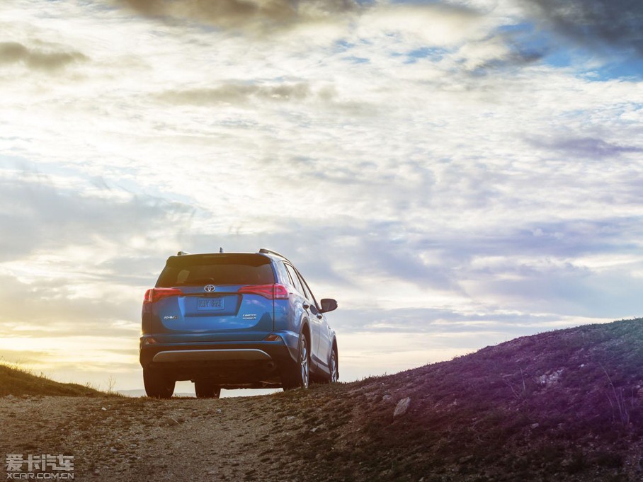 2015���S��RAV4(����) Hybrid