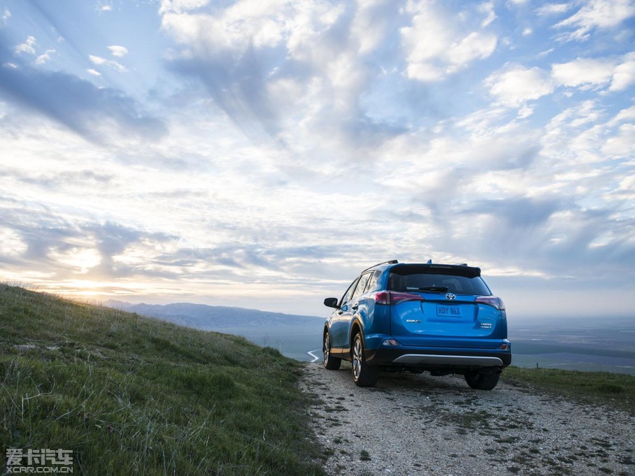 2015���S��RAV4(����) Hybrid